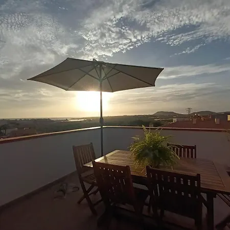 Ocean View Apartment *